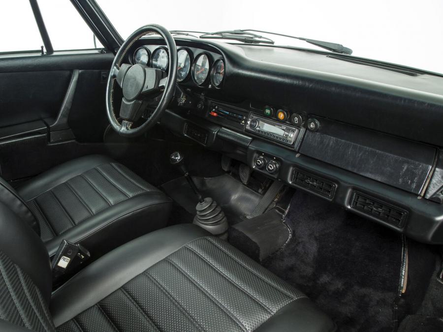  Porsche 911 Carrera 2.7 Coupe 1974 года  (фото 22 из 24)